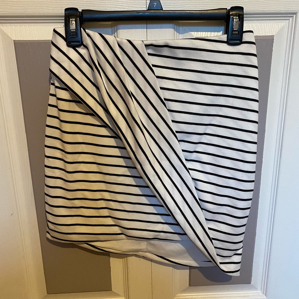 Black and white stripped skirt